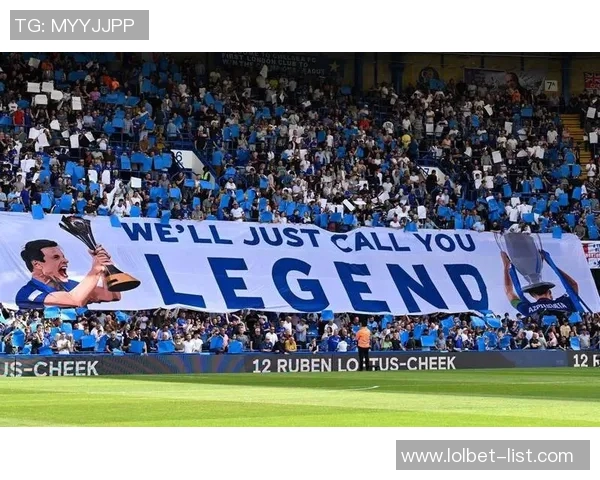 英超精彩对决切尔西大胜那不勒斯神奇扑救瞬间引发全场欢呼