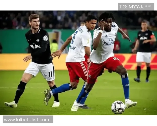 意甲焦点战本菲卡与热刺握手言和精彩瞬间引发全场热烈反响