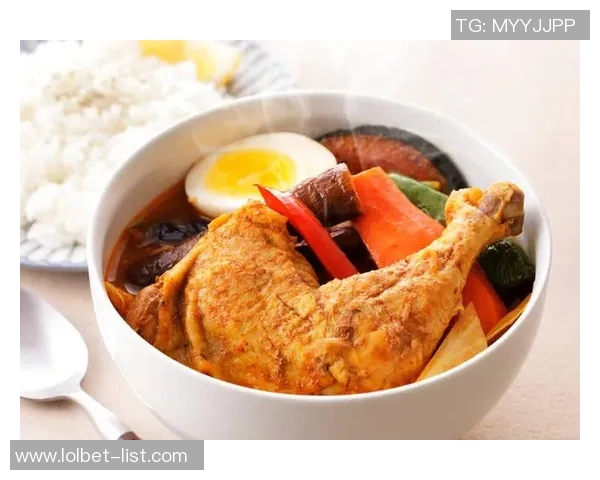 姚明尝试咖喱美食的独特体验与背后的故事分享