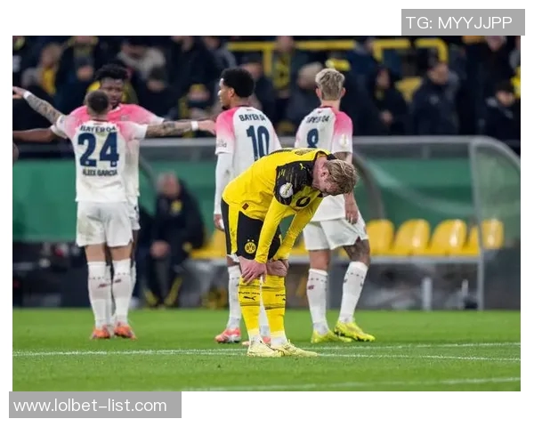 西甲激战巴萨逆转热刺红牌事件引发全场热议战术分析尽显精彩