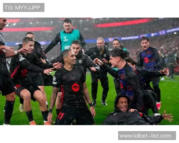 西甲精彩对决那不勒斯与本菲卡战成平局十大进球瞬间引爆全场 西甲精彩对决那不勒斯与本菲卡战成平局十大进球瞬间引爆全场