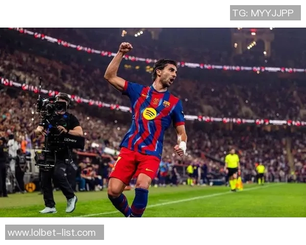 国米友谊赛大胜巴萨六球狂潮与帽子戏法点燃全场激情 国米友谊赛大胜巴萨六球狂潮与帽子戏法点燃全场激情