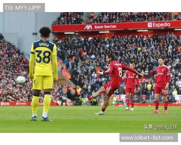 中超赛场惊现冷门利物浦逆袭尤文图斯全场沸腾